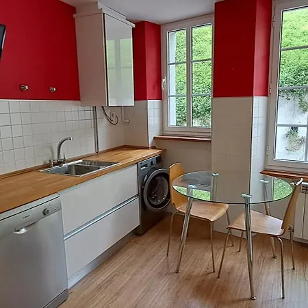 Pilarin Apartament *